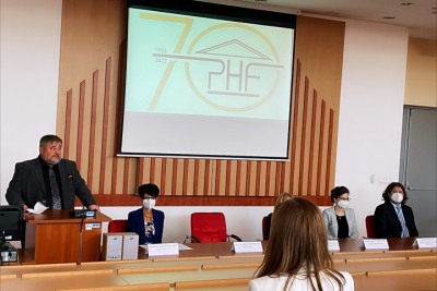 Zasadnutie Akademickej obce PHF EU